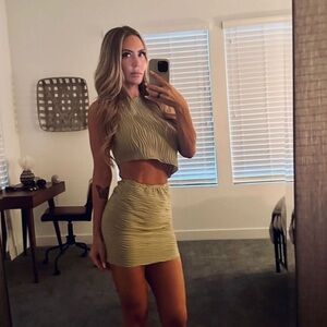 Superdown Olive Eleanor Skirt Set